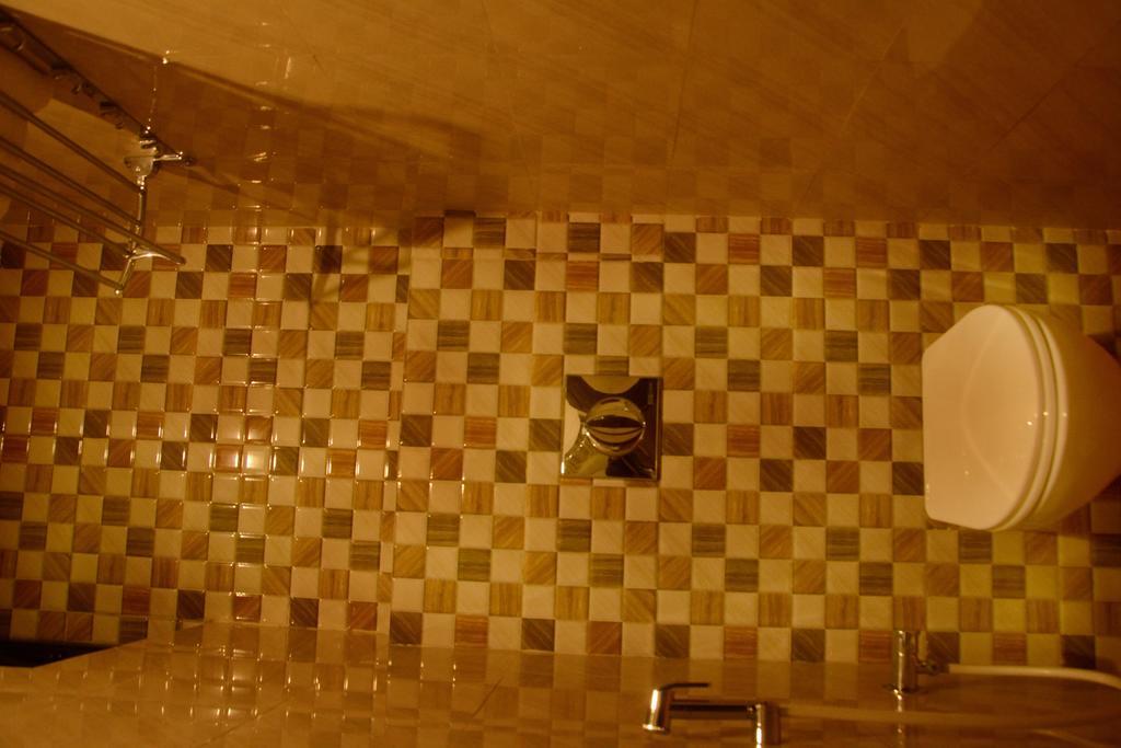 King Paradise Hotel Tiruchirappalli Esterno foto